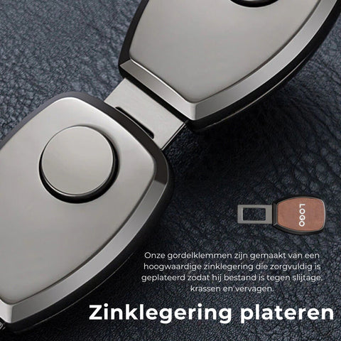 BuckleGrip™ | Zet je gordel vast zonder gedoe, elke keer perfect.
